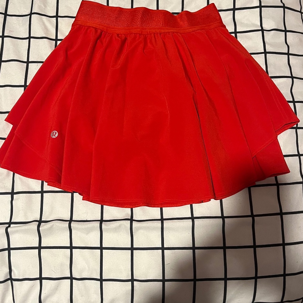 Lululemon court rival high-rise skirt